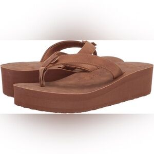 Roxy Melinda Platform Sandals in Brown
